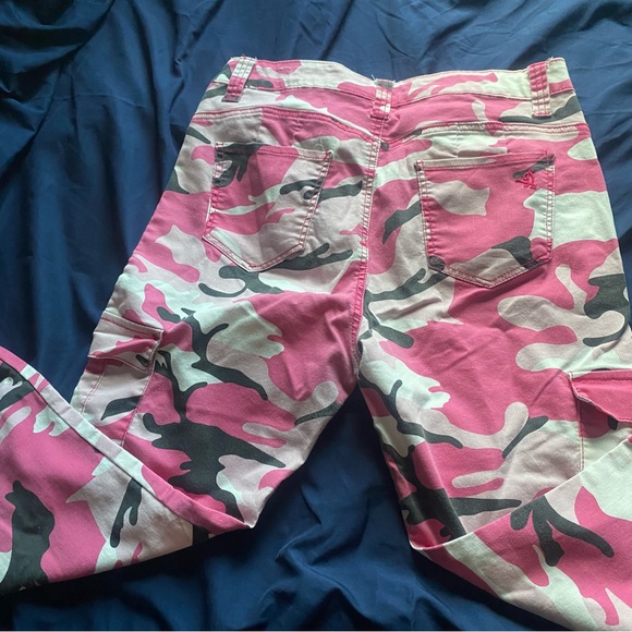 Pink Camo Pants - Picture 2 of 3